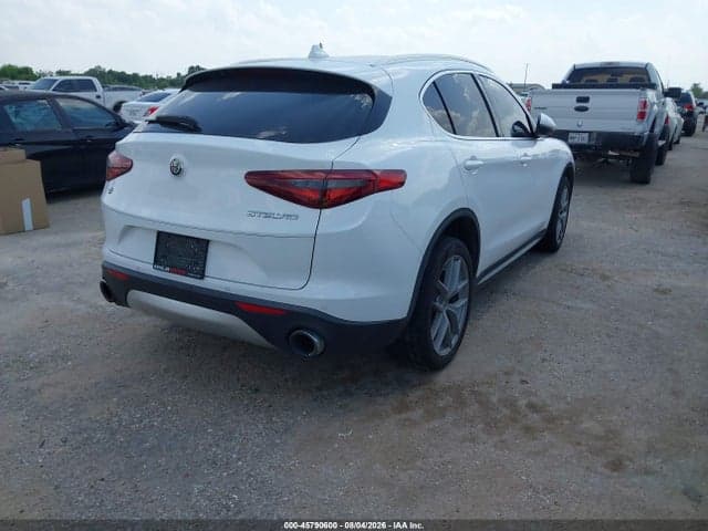 2018 ALFA ROMEO STELVIO AWD 4
