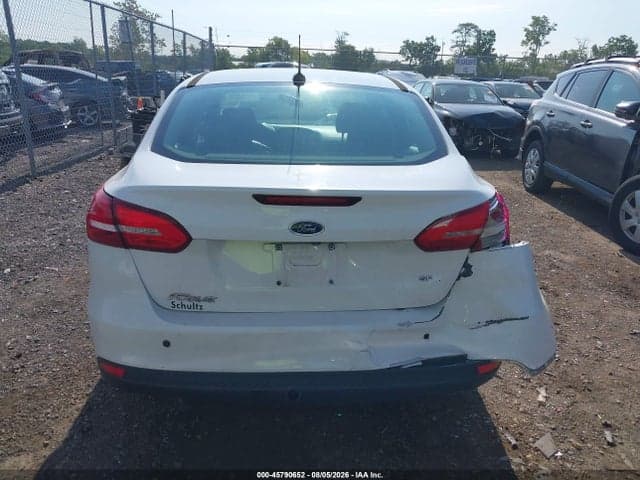 2018 FORD FOCUS SE 16