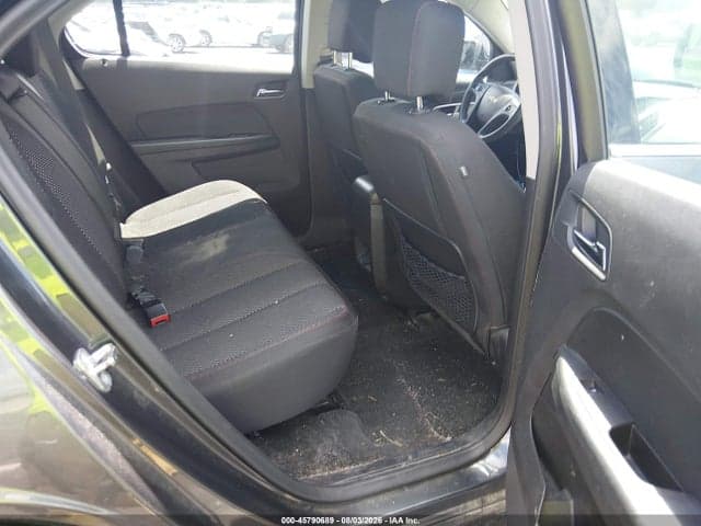 2017 CHEVROLET EQUINOX LS 8
