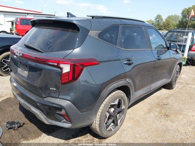 2025 KIA SELTOS S 4