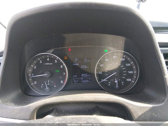 2017 HYUNDAI ELANTRA SE 7