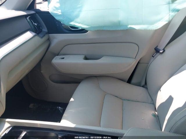 2025 VOLVO XC60 B5 CORE 5