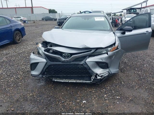 2019 TOYOTA CAMRY XSE V6 6