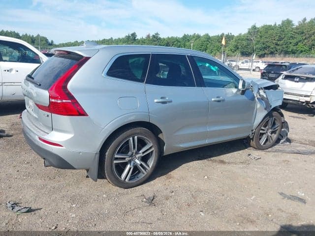 2018 VOLVO XC60 T5 MOMENTUM 4