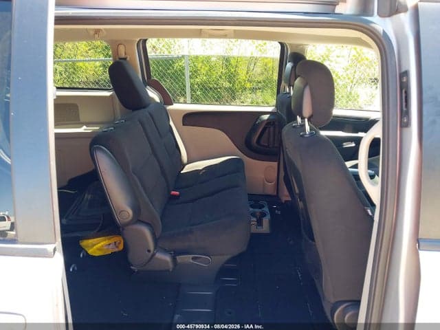 2017 DODGE GRAND CARAVAN SE 8