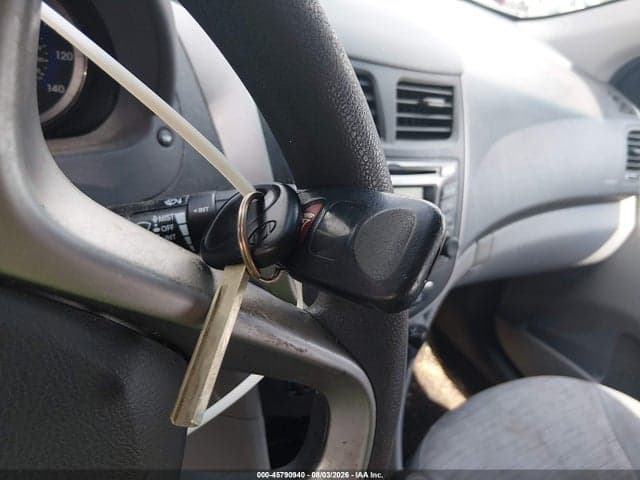 2017 HYUNDAI ACCENT SE 11