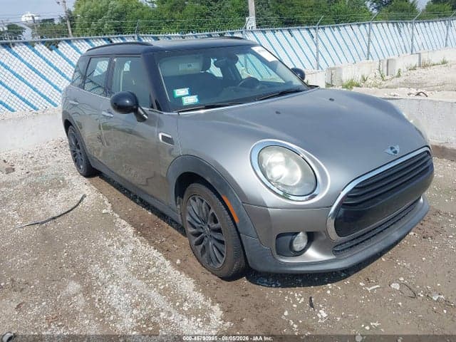2017 MINI CLUBMAN COOPER 1