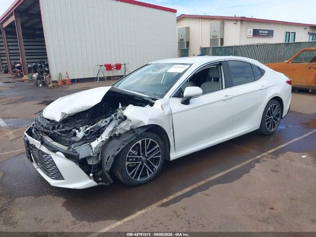 2025 TOYOTA CAMRY XLE 2