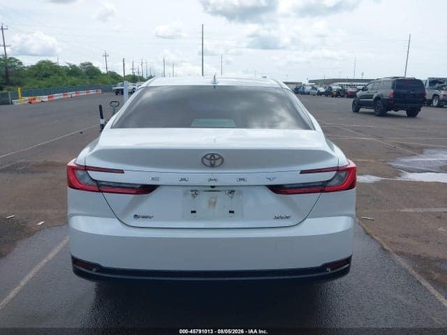 2025 TOYOTA CAMRY XLE 16