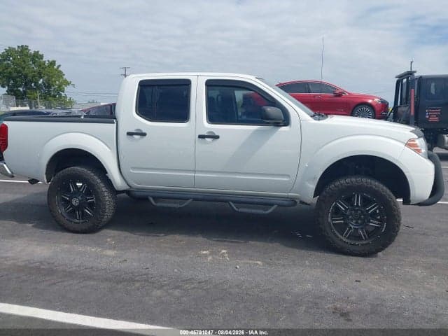 2019 NISSAN FRONTIER SV 12