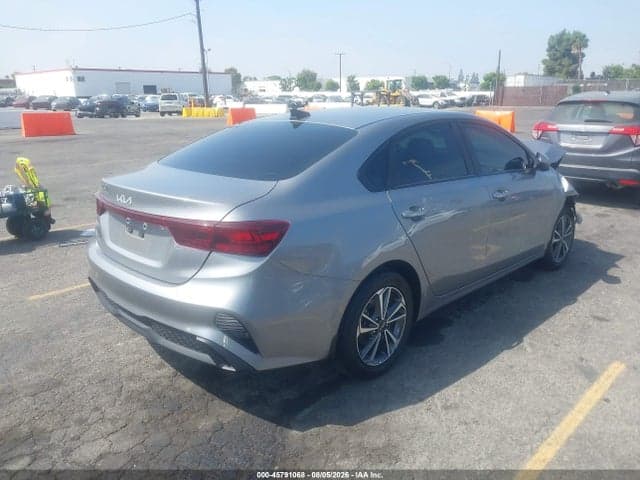 2023 KIA FORTE LXS 4