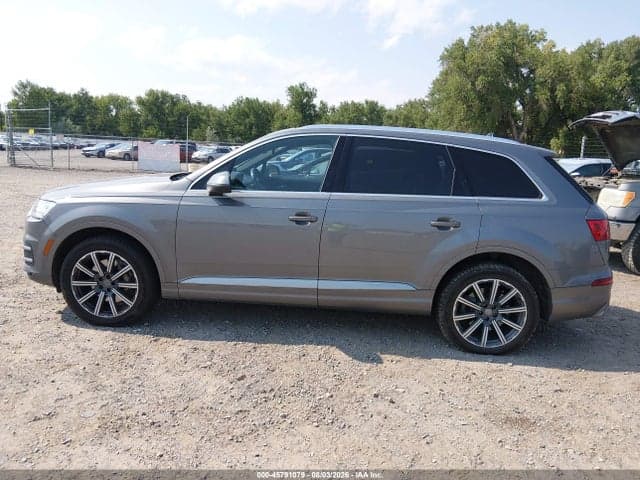 2017 AUDI Q7 3.0T PREMIUM 14