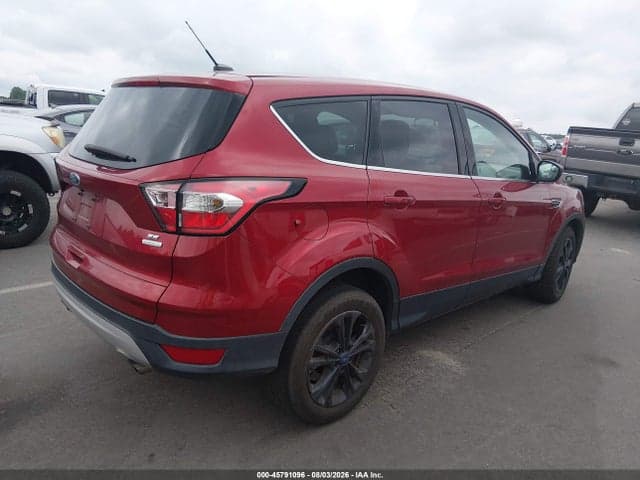 2017 FORD ESCAPE SE 4