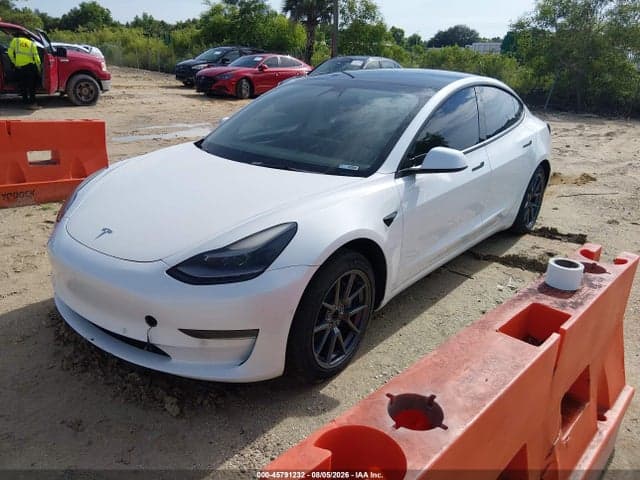 2021 TESLA MODEL 3 STANDARD RANGE PLUS REAR-WHEEL DRIVE 2