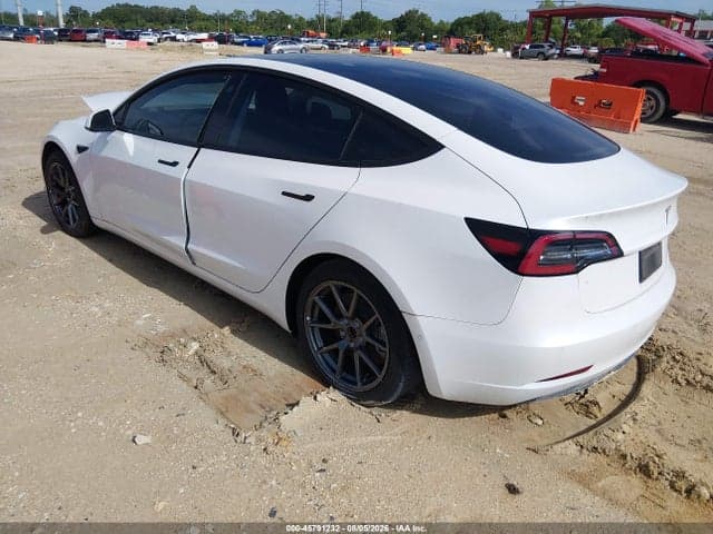 2021 TESLA MODEL 3 STANDARD RANGE PLUS REAR-WHEEL DRIVE 3