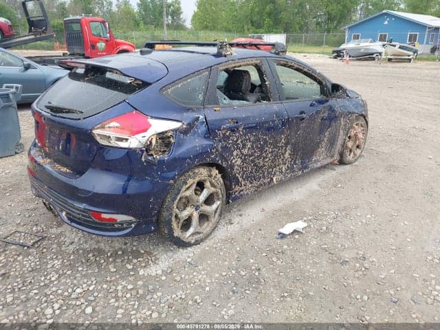 2017 FORD FOCUS ST 4