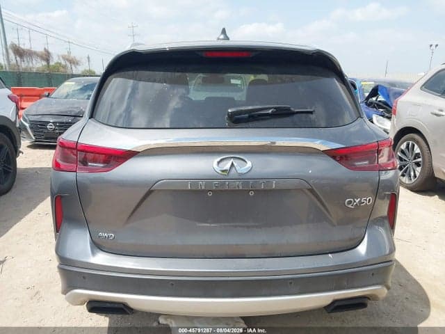 2019 INFINITI QX50 ESSENTIAL 17