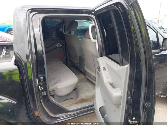 2017 NISSAN FRONTIER SV 8