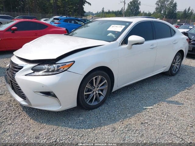 2018 LEXUS ES 300H 2