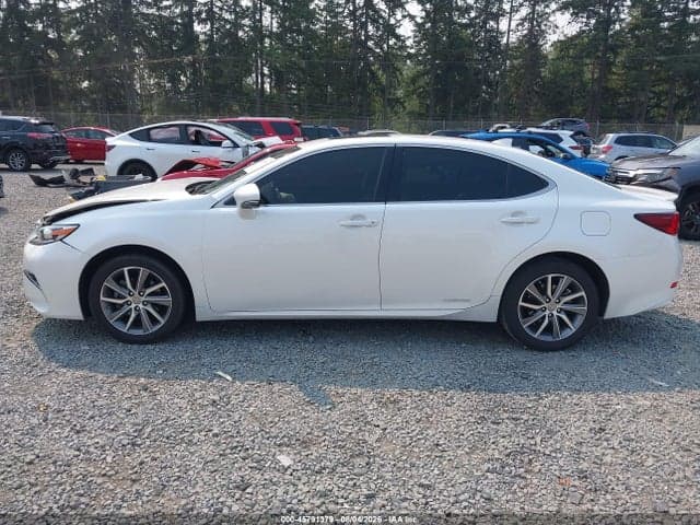 2018 LEXUS ES 300H 15