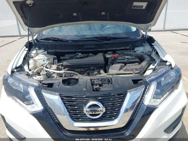 2017 NISSAN ROGUE SV 10