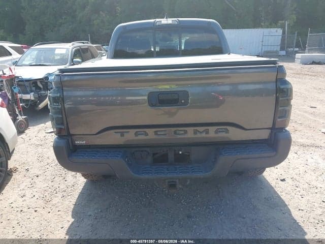 2017 TOYOTA TACOMA SR5 V6 16