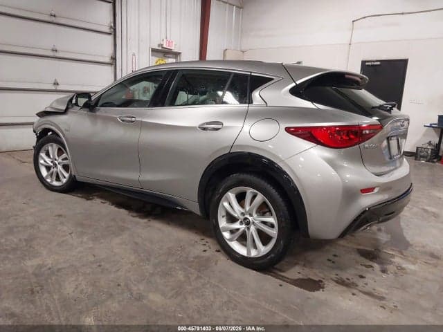 2018 INFINITI QX30 PURE 3