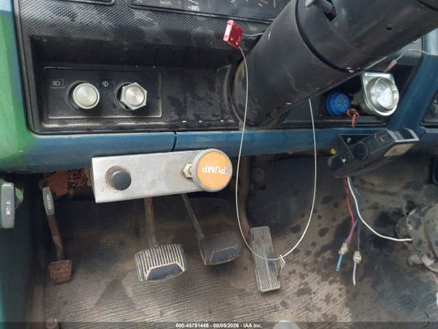 1983 FORD F350 12
