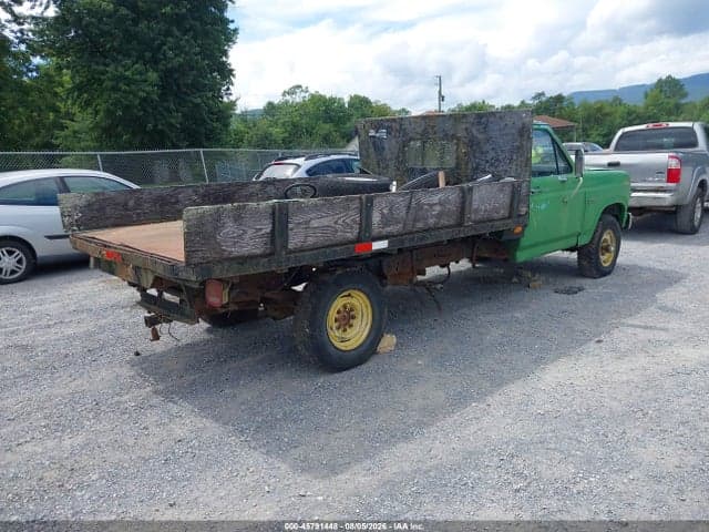 1983 FORD F350 4
