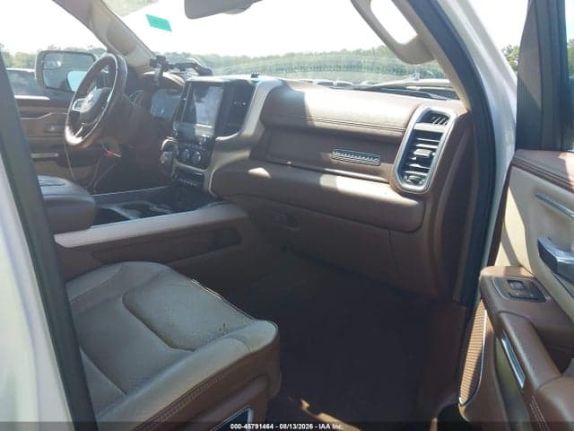 2019 RAM 1500 LARAMIE 5