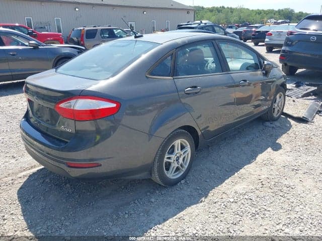2018 FORD FIESTA SE 4
