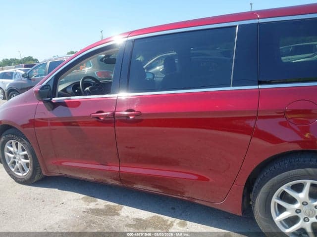 2017 CHRYSLER PACIFICA LX 14