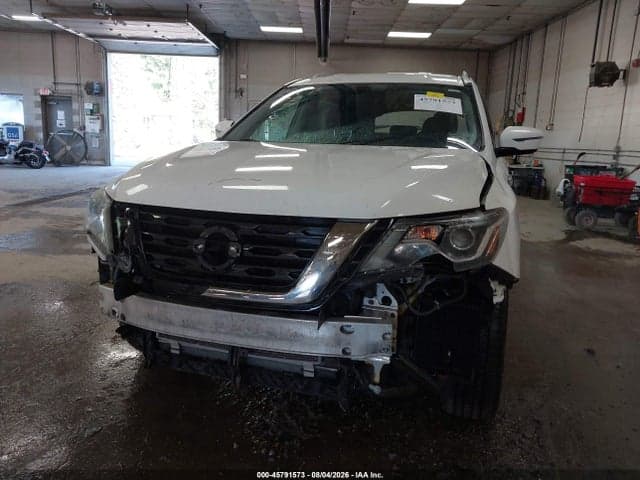 2017 NISSAN PATHFINDER S 6