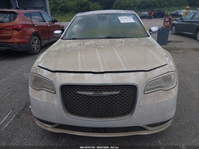 2017 CHRYSLER 300C 6