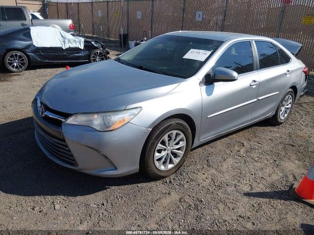 2017 TOYOTA CAMRY LE 2