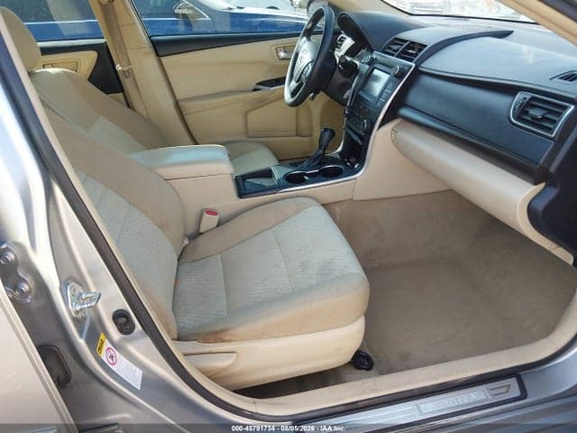2017 TOYOTA CAMRY LE 5