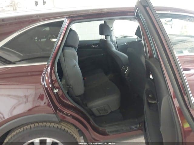 2017 KIA SORENTO 2.4L LX 8