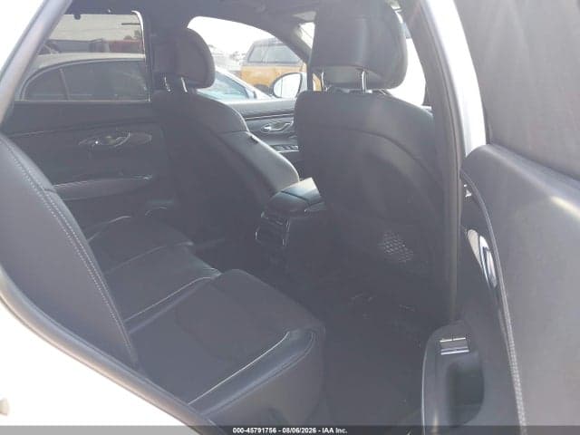 2022 GENESIS GV70 2.5T AWD 8