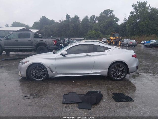 2017 INFINITI Q60 3.0T SPORT 13
