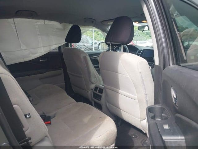 2017 HONDA PILOT EX 8