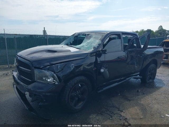 2019 RAM 1500 CLASSIC ST 2