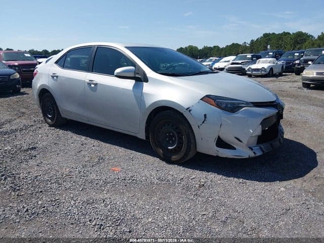 2018 TOYOTA COROLLA LE 1