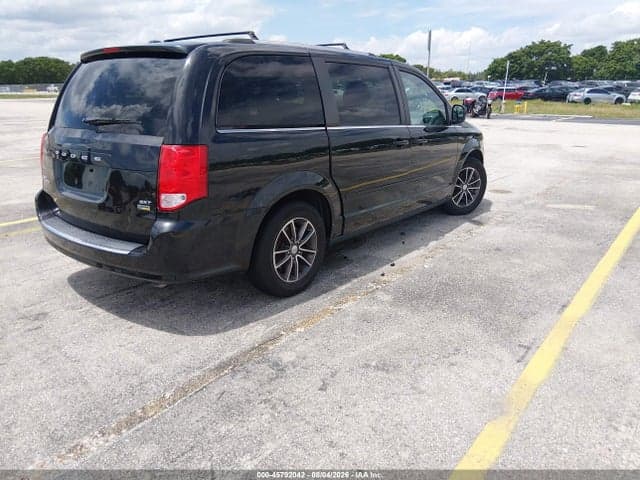 2017 DODGE GRAND CARAVAN SXT 4
