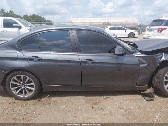 2017 BMW 320I 13