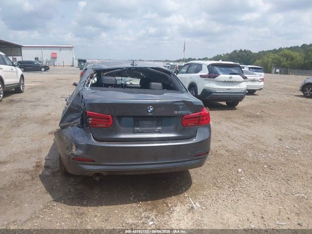 2017 BMW 320I 16
