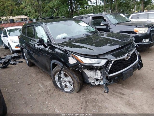 2020 TOYOTA HIGHLANDER LE 1