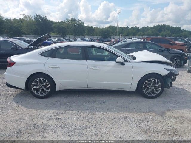 2021 HYUNDAI SONATA SEL 13