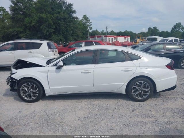 2021 HYUNDAI SONATA SEL 14