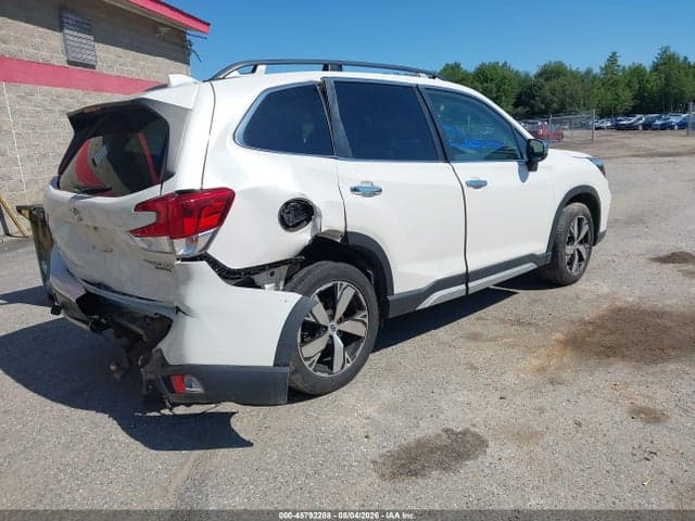 2019 SUBARU FORESTER TOURING 4