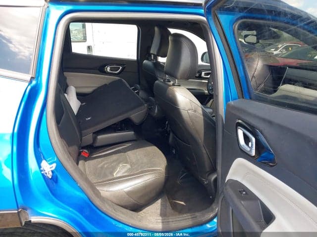 2023 JEEP COMPASS LIMITED 4X4 8